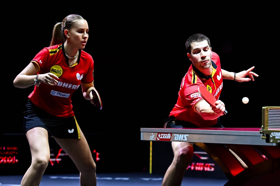 薇三场皆负, 发挥更大作, 的大比分晋