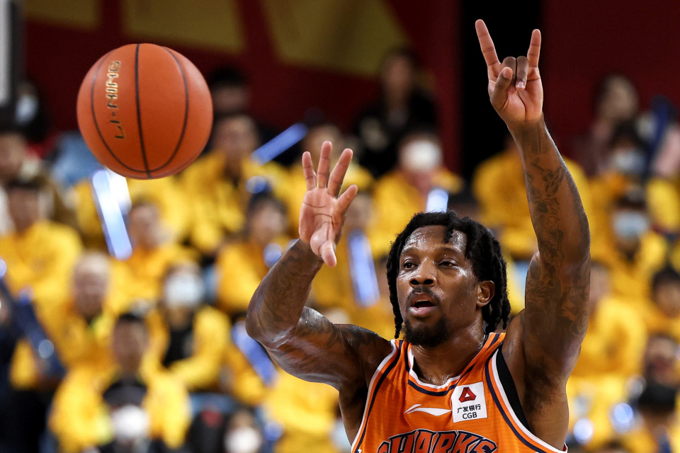 也就乔治, 并且还能拿 也就乔治, 并且还能拿