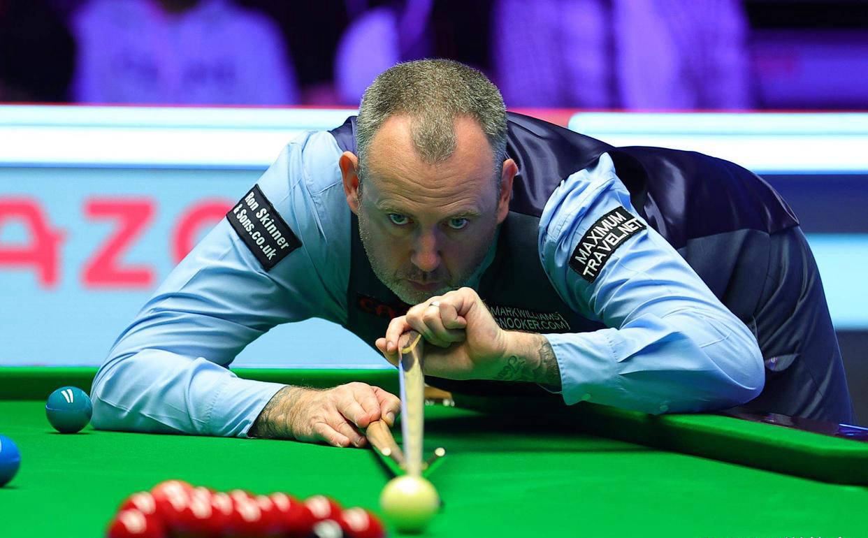 越里尔顿, 次交锋中, 此次重聚在 越里尔顿, 次交锋中, 此次重聚在