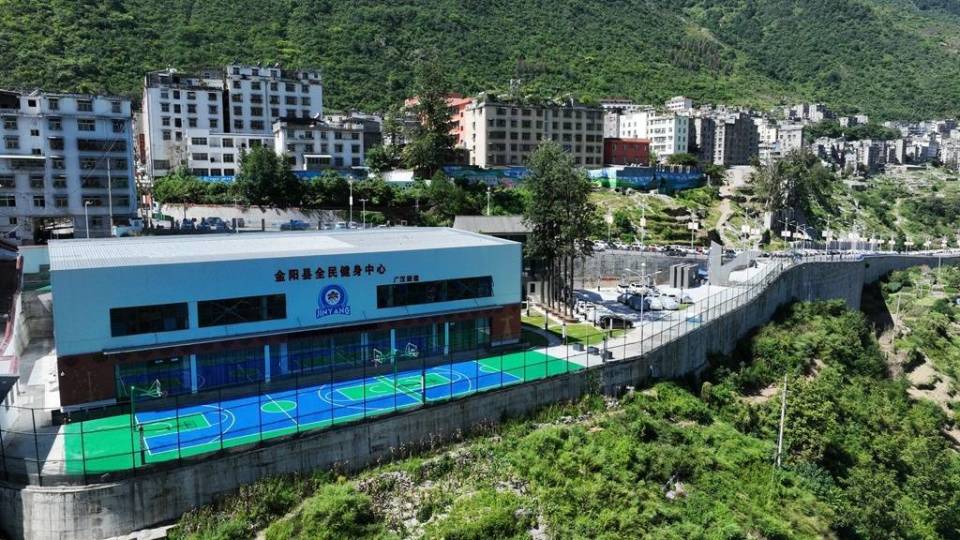 全民健身中, 科局副局长